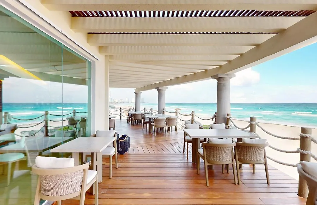 Grand Park Royal Cancun (Adults Only)-1