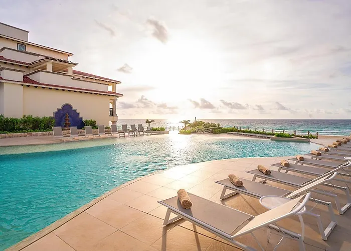 5 Star Cancun ResortsGrand Park Royal (Adults Only)